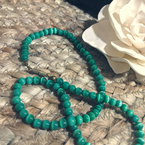 Vintage Jewelry - Vtg Teal Tiger Eye Beaded Choker Necklace